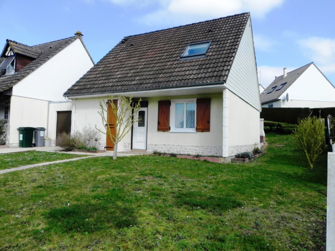 Maison T3 de 78.75m² Louviers avec terrasse , garage et jardin