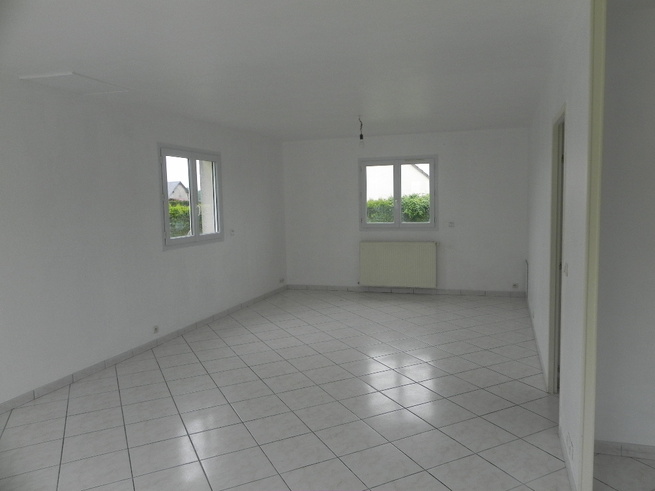 MAISON A IRREVILLE T4 DE 100 M² AVEC JARDIN TERRASSE ET GARAGE MAISON A IRREVILLE T4 DE 100 M² AVEC JARDIN TERRASSE ET GARAGE