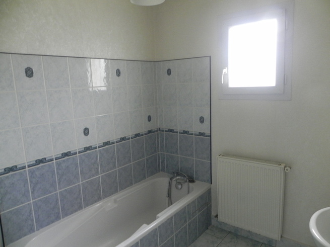 MAISON A IRREVILLE T4 DE 100 M² AVEC JARDIN TERRASSE ET GARAGE