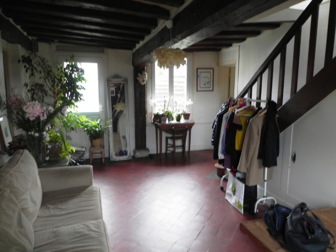 Maison T5 de 190 m² à Criquebeuf sur Seine avec jardin et cave Maison T5 de 190 m² à Criquebeuf sur Seine avec jardin et cave