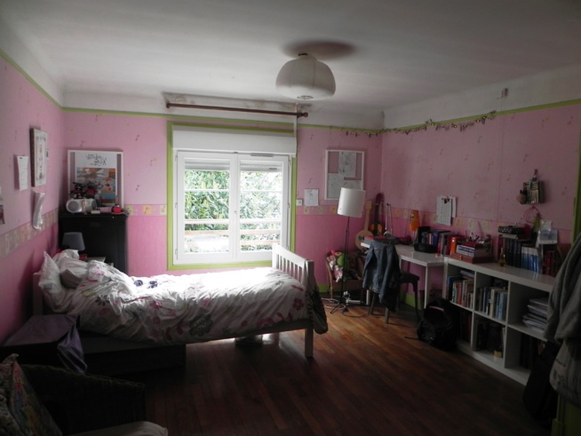 Maison T5 de 190 m² à Criquebeuf sur Seine avec jardin et cave Maison T5 de 190 m² à Criquebeuf sur Seine avec jardin et cave