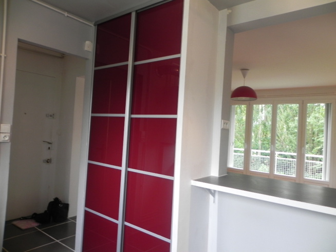 Bel appartement T3 Louviers avec balcon et place de parking (66m²) Bel appartement T3 Louviers avec balcon et place de parking (66m²)