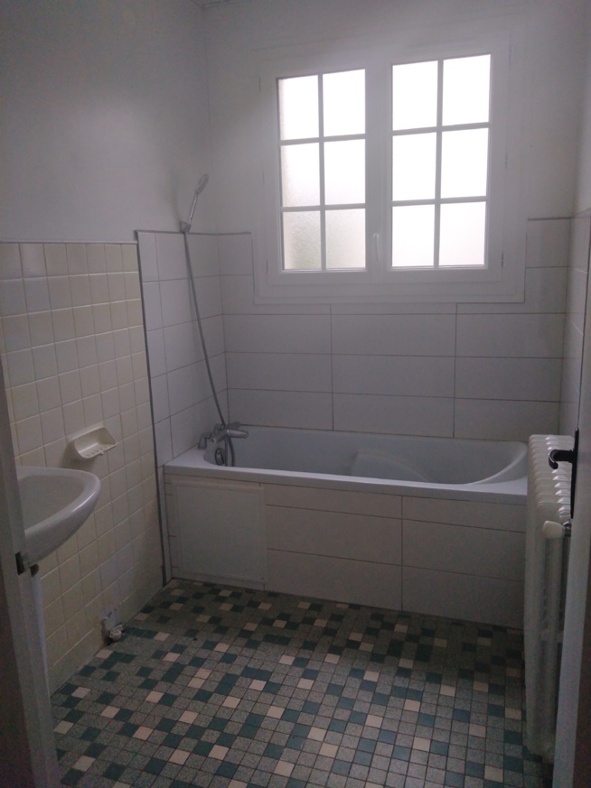 Maison T5 de 125 m² à ANDE avec sous sol et jardin Maison T5 de 125 m² à ANDE avec sous sol et jardin