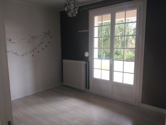 Maison T5 de 125 m² à ANDE avec sous sol et jardin Maison T5 de 125 m² à ANDE avec sous sol et jardin