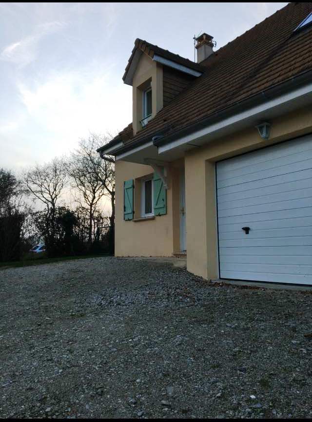 Maison T4 de 86m² le Vaudreuil ( jardin, garage) Maison T4 de 86m² le Vaudreuil ( jardin, garage)