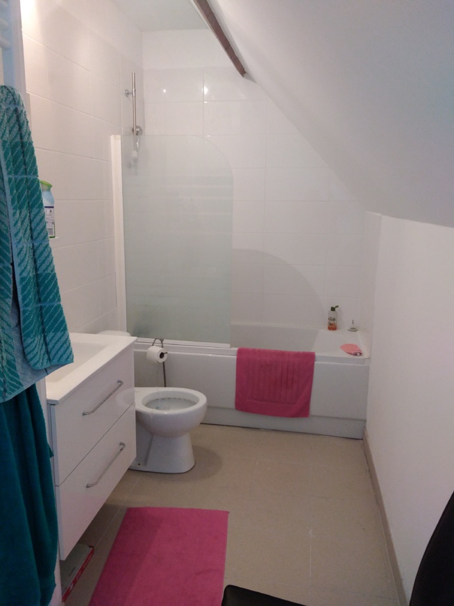 Appartement MEUBLE T2 avec place de parking Le VAUDREUIL (34.63m²)