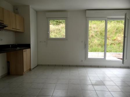 Appartement T1 de 37.41 m² avec terrasse et place de parking en sous sol