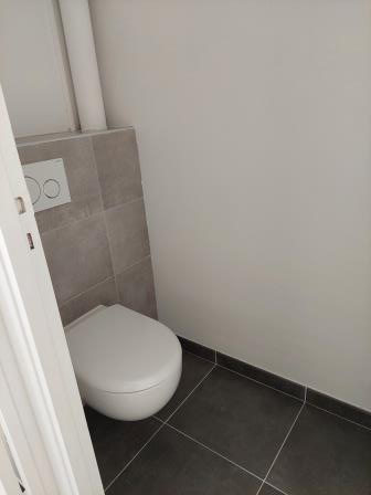 Appartement T3 de 80 m² avec balcon, cave et place de parking à LOUVIERS Appartement T3 de 80 m² avec balcon, cave et place de parking à LOUVIERS