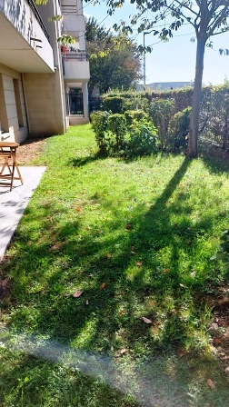 Appartement MEUBLE T2 avec terrasse et place de parking VAL DE REUIL (54m²) Appartement MEUBLE T2 avec terrasse et place de parking VAL DE REUIL (54m²)