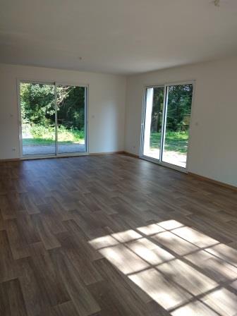 Maison neuve T6 (118.95²), jardin et terrasse MESNIL JOURDAIN Maison neuve T6 (118.95²), jardin et terrasse MESNIL JOURDAIN