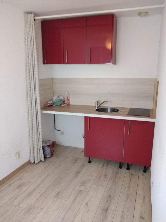 Appartement T1 avec cave Louviers (25 m²) Appartement T1 avec cave Louviers (25 m²)