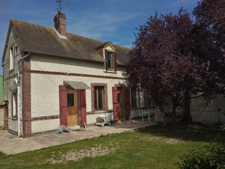 Maison T3 bis (77.8m²), avec dépendance (20m²), jardin, cave et terrasse à Louviers Maison T3 bis (77.8m²), avec dépendance (20m²), jardin, cave et terrasse à Louviers