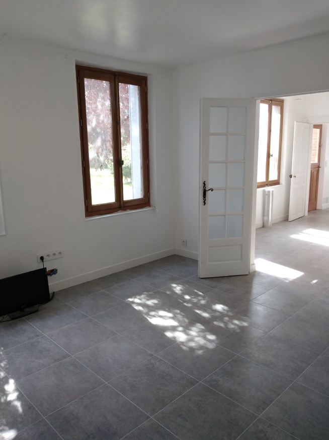 Maison T3 bis (77.8m²), avec dépendance (20m²), jardin, cave et terrasse à Louviers