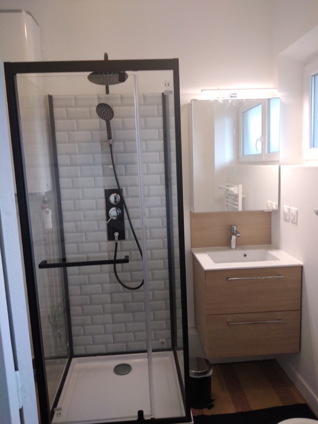 Appartement meublé de type T1 de 22.34 m² avec balcon et cave 