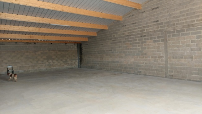 LOCAL COMMERCIAL CRIQUEBEUF LA CAMPAGNE(27110) de 167m²