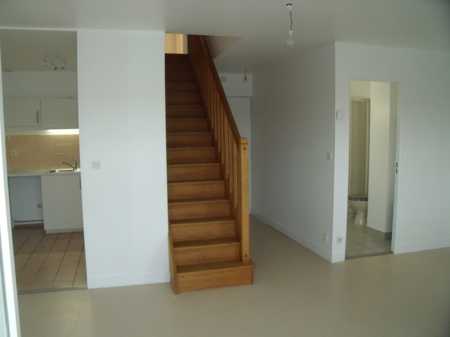 Appartement de type T3 de 52.58 m² avec balcon et garage à LOUVIERS Appartement de type T3 de 52.58 m² avec balcon et garage à LOUVIERS