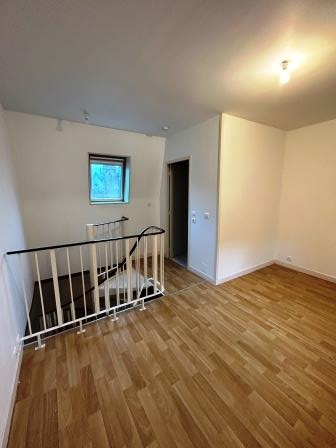 Appartement T2  en duplex avec cour commune Louviers (35.85m²)