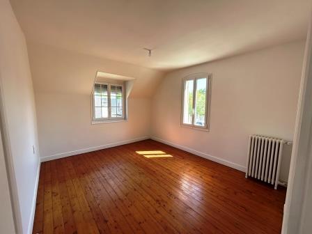 Belle maison T5 à Louviers avec jardin et garage (143m²)