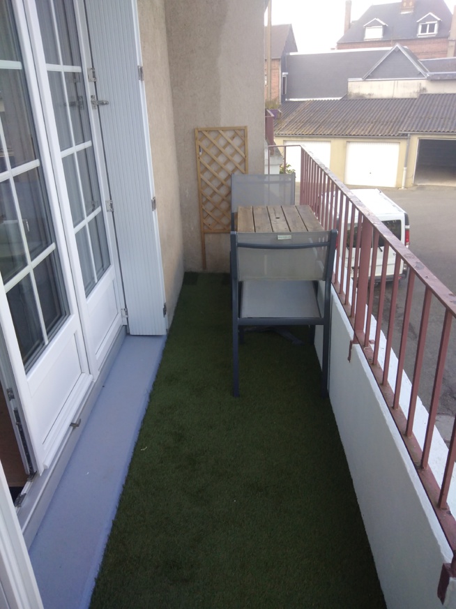 Appartement meublé de type T1 de 19.33 m² avec balcon et cave 