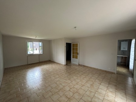 Maison T3 de 78.75m² Louviers avec terrasse , garage et jardin Maison T3 de 78.75m² Louviers avec terrasse , garage et jardin