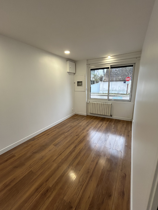 Appartement T2 avec place de parking Le VAUDREUIL (54m²)