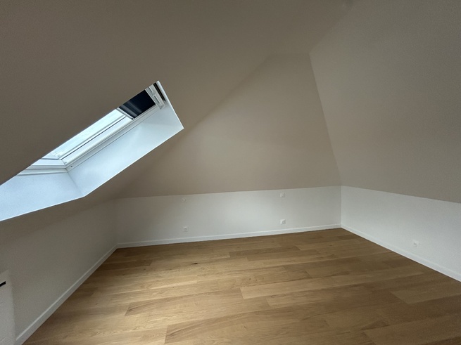 Maison T4 à Louviers (81m²) avec courette intérieure et sous sol Maison T4 à Louviers (81m²) avec courette intérieure et sous sol