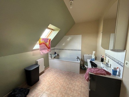 Belle maison T4 (90 m²) à Saint Etienne du Vauvray (27430) avec jardin, terrasse et garage