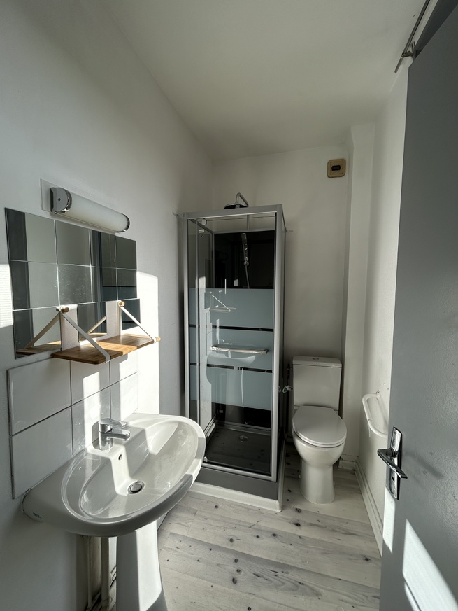 Appartement T2 avec cour commune Louviers (35m²) Appartement T2 avec cour commune Louviers (35m²)