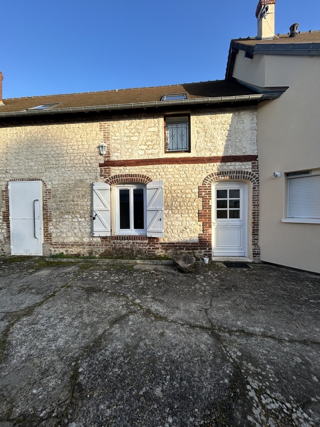 Appartement T2 avec place de parking Le VAUDREUIL (30m²)