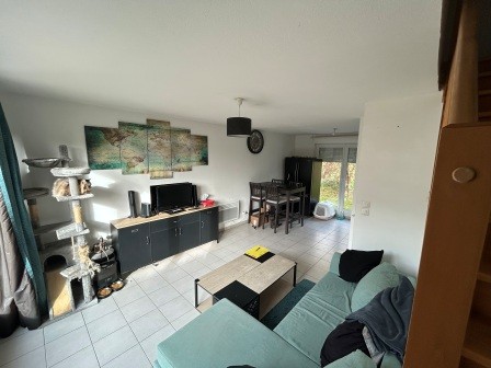 Maison T2 en duplex, (50m²) avec jardin et place de parking