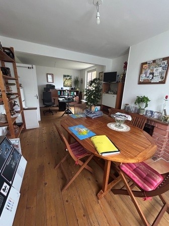 Belle maison T4 (109.70m² m²) à COURCELLES SUR SEINE (27940) avec jardin, garage et cave