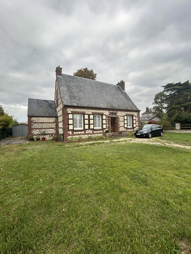 Belle maison T4 (109.70m² m²) à COURCELLES SUR SEINE (27940) avec jardin, garage et cave Belle maison T4 (109.70m² m²) à COURCELLES SUR SEINE (27940) avec jardin, garage et cave