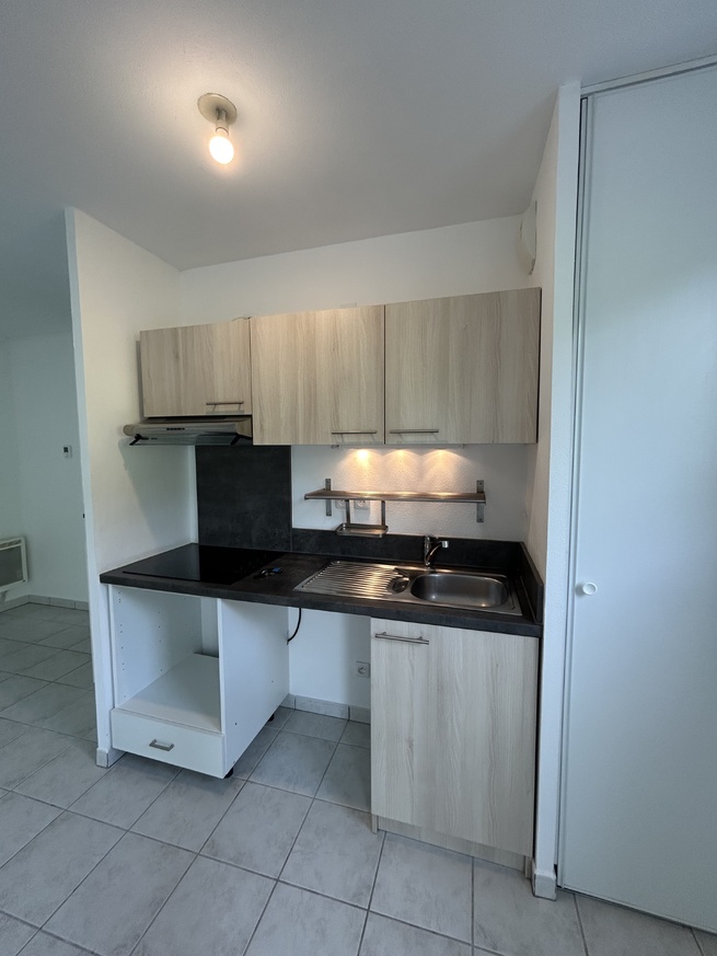 Appartement T1 de 37.41 m² avec terrasse et place de parking en sous sol Appartement T1 de 37.41 m² avec terrasse et place de parking en sous sol