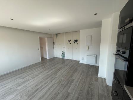 APPARTEMENT T2, 45.12 m², Louviers
