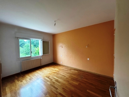 Belle maison T6 à Fontaine-Heudebourg (131.78m²) avec jardin, terrasse et sous sol complet