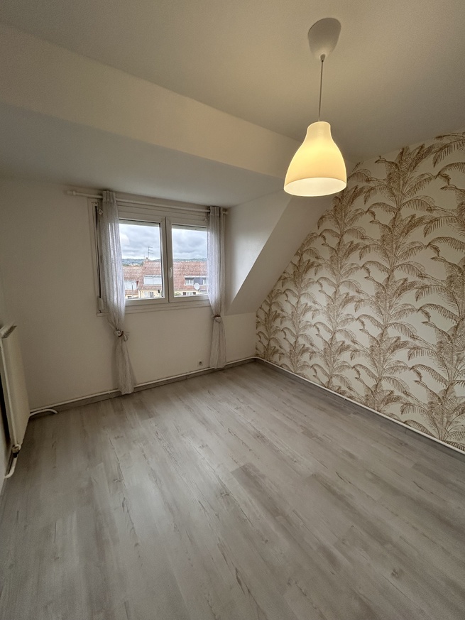 Belle maison T4 (91 m²) Louviers avec jardin, terrasse et garage
