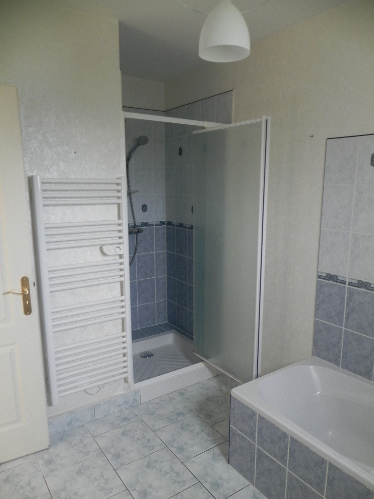 MAISON A IRREVILLE T4 DE 100 M² AVEC JARDIN TERRASSE ET GARAGE