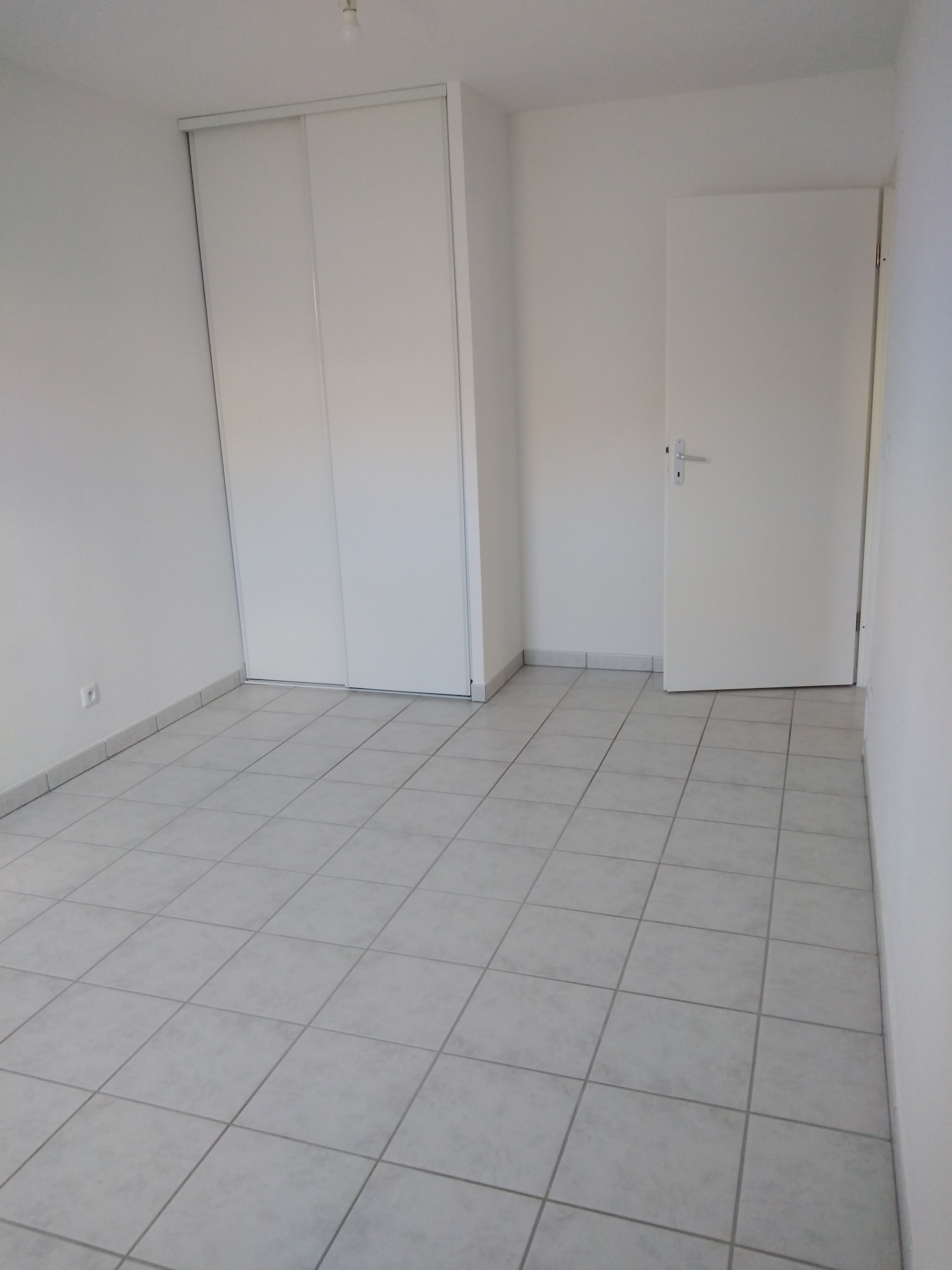 Appartement T2, Louviers (63.54m²) avec place de parking en sous sol