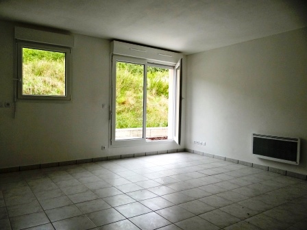 Appartement T1 de 37.41 m² avec terrasse et place de parking en sous sol