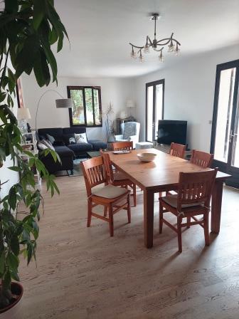 Maison T5 de 141 m² à LOUVIERS avec jardin, garage, cave et dépendance