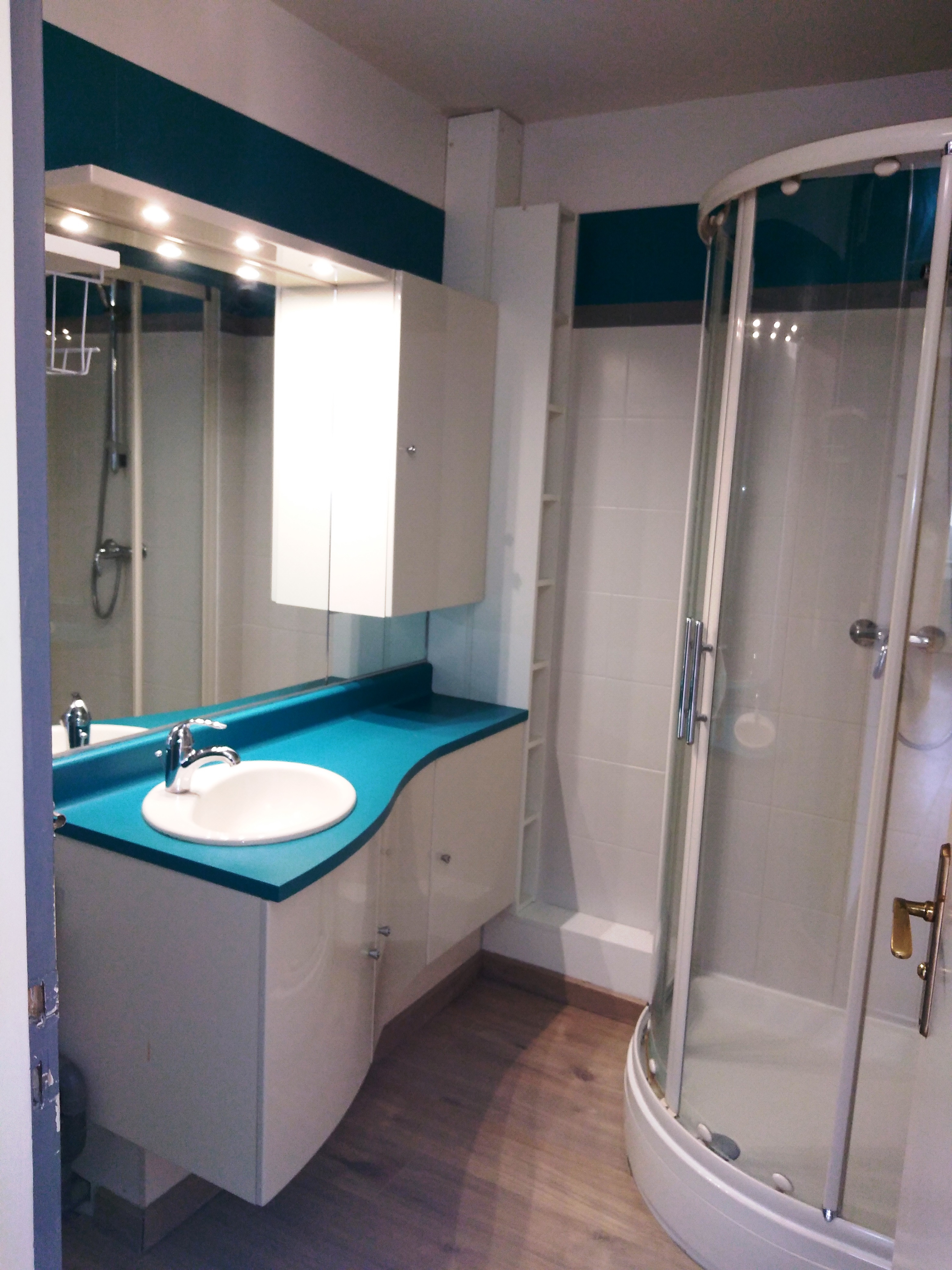 Appartement T3 de 60m² avec balcon, cave, place de parking 