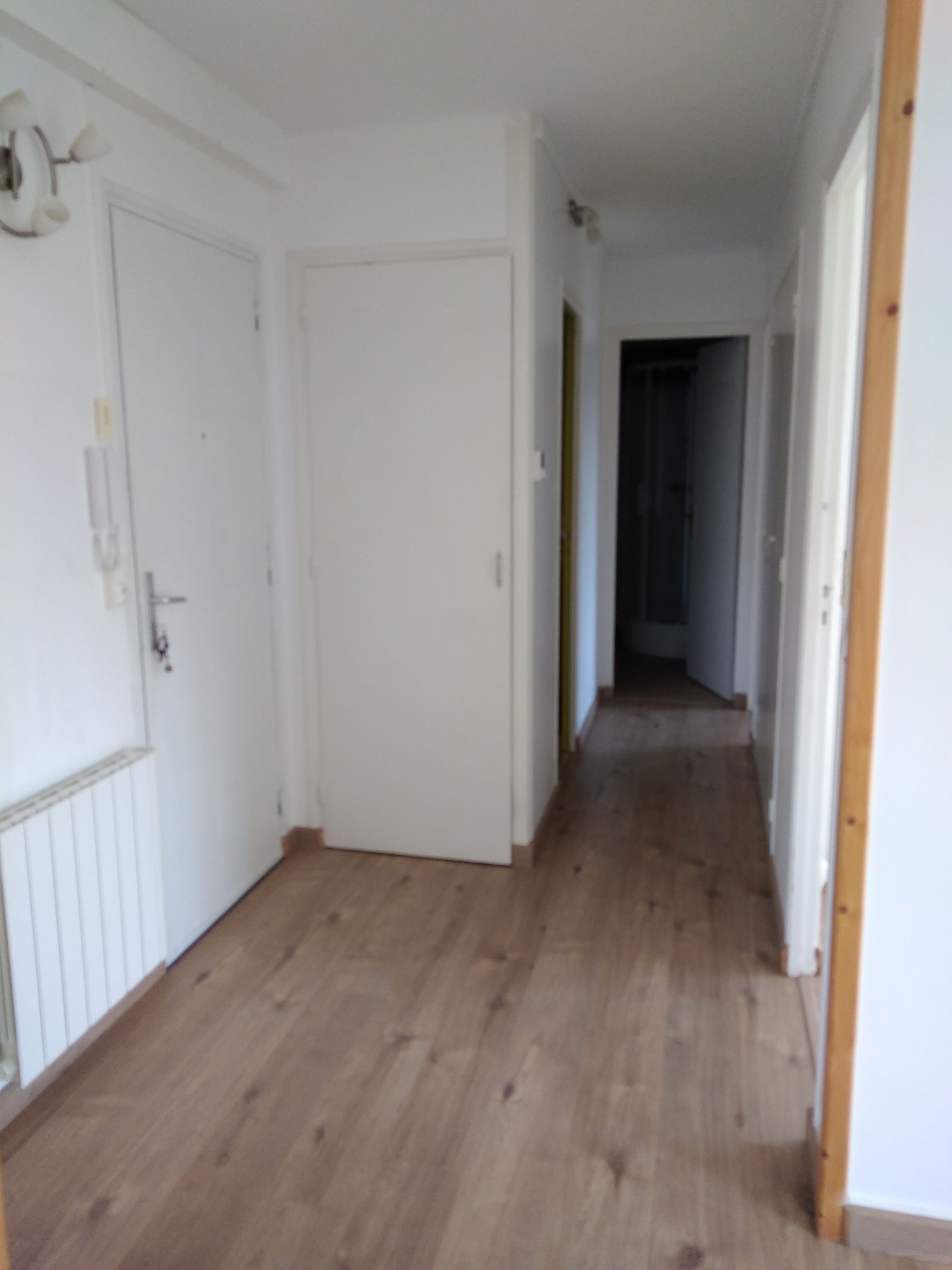 Appartement T3 de 60m² avec balcon, cave, place de parking 