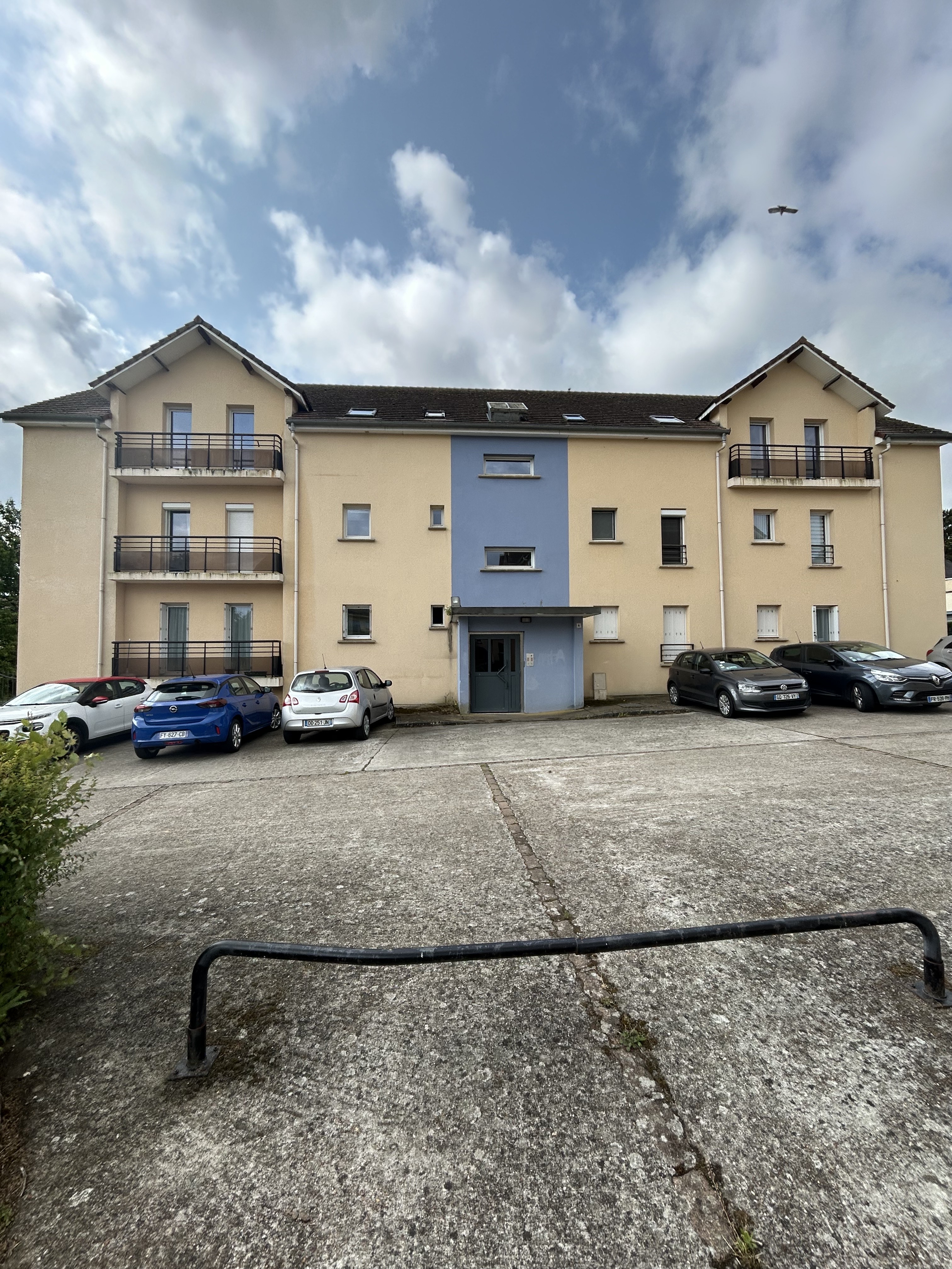 Appartement T2 avec place de parking et cave LOUVIERS  (47.59m²)