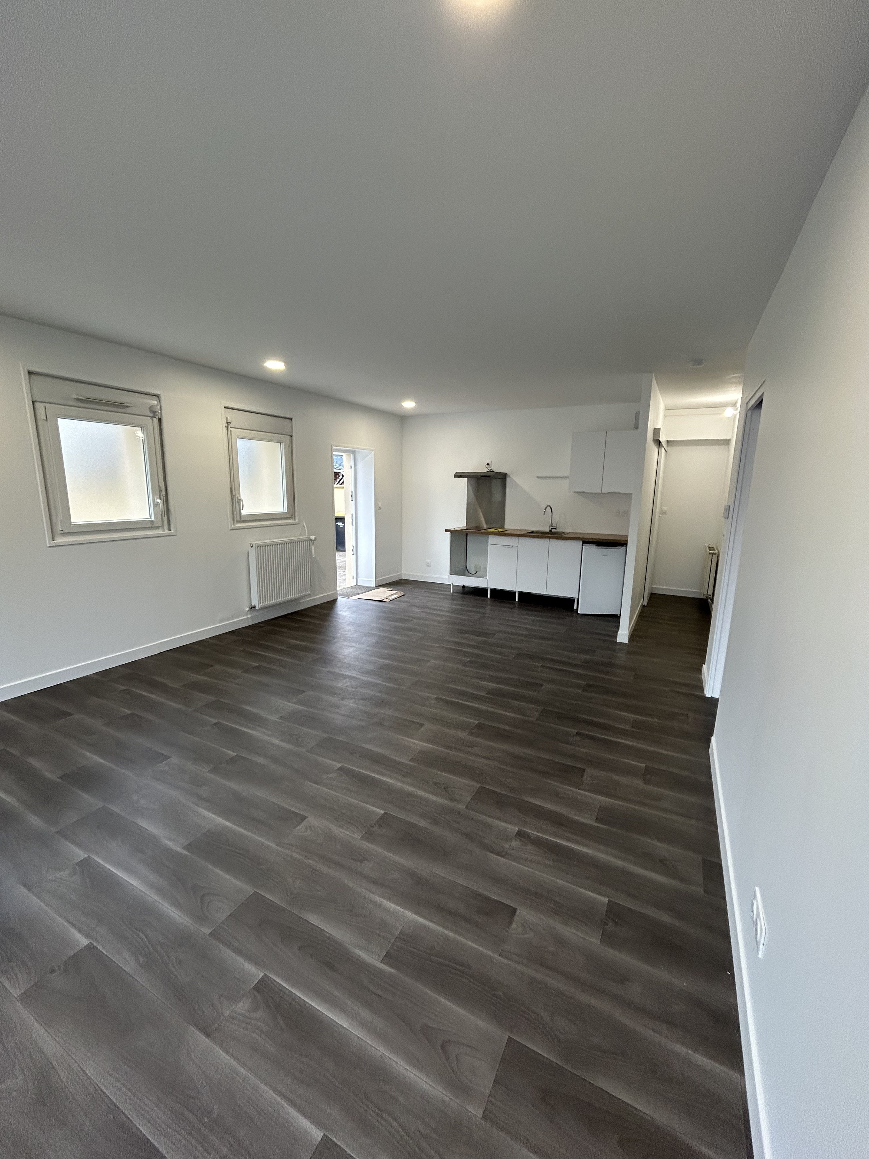 Appartement T2 avec place de parking Le VAUDREUIL (54m²)