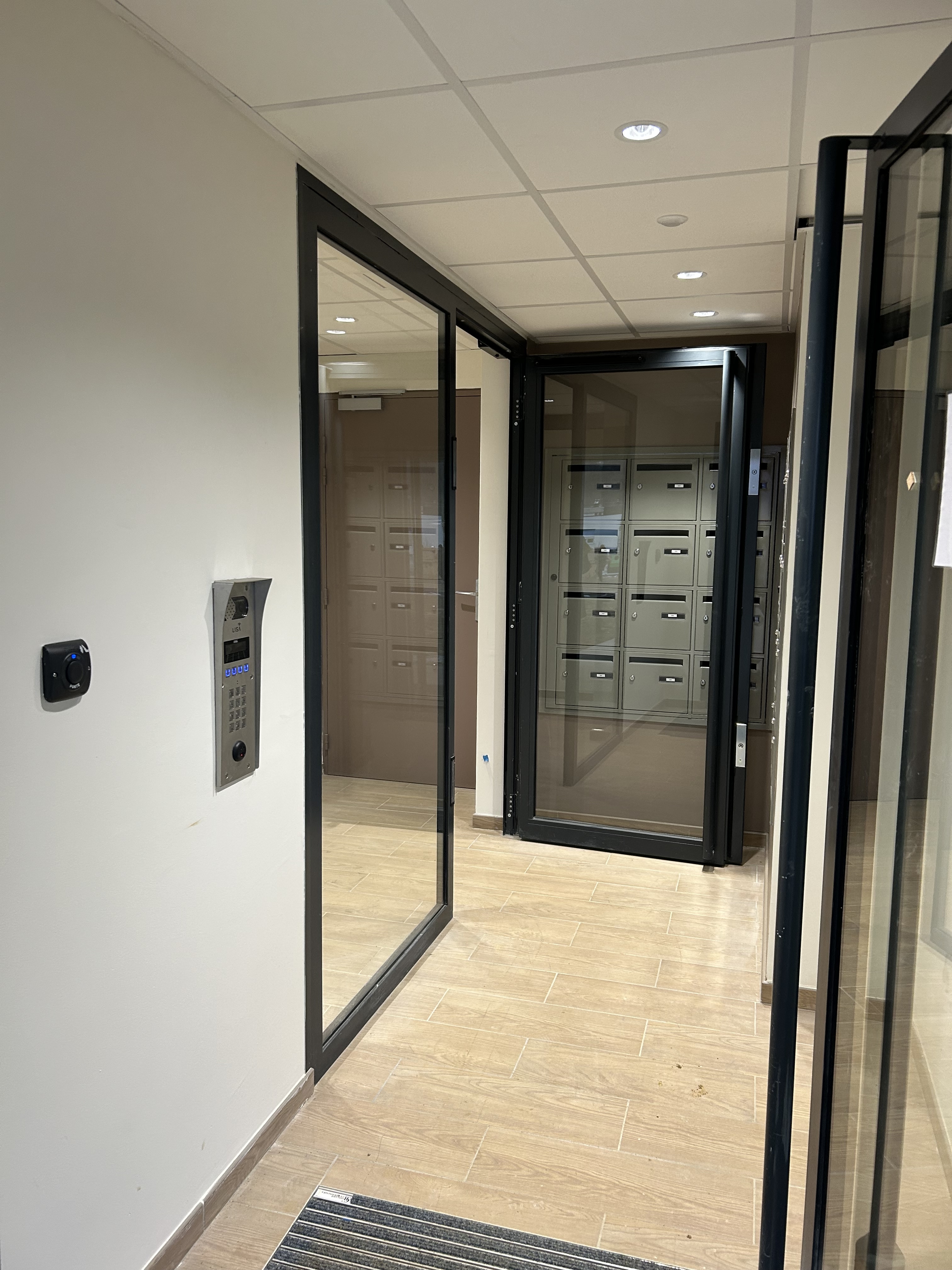 Appartement neuf T3 , Louviers (62.80²) avec place de parking et ascenseur