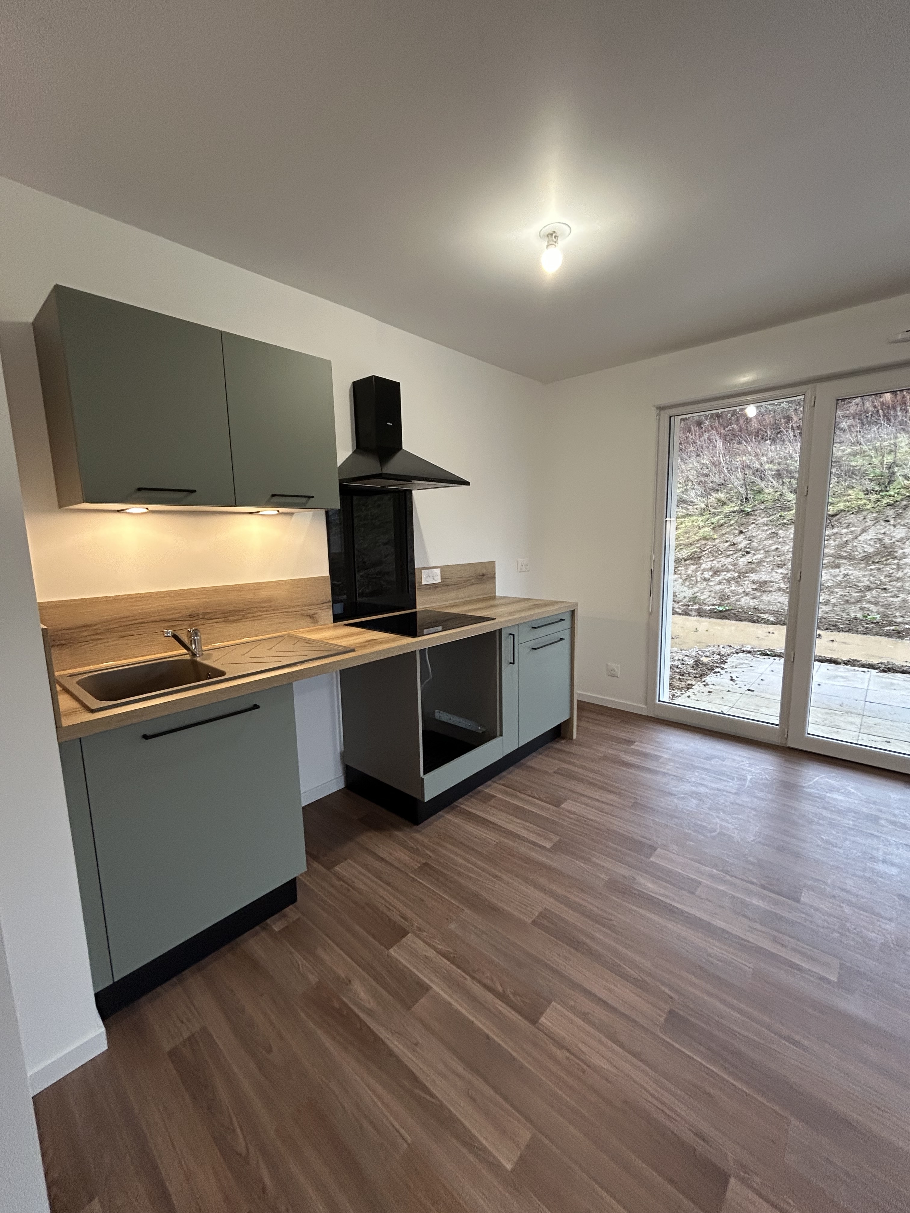 Appartement neuf T3 , Louviers (62.80²) avec place de parking et ascenseur