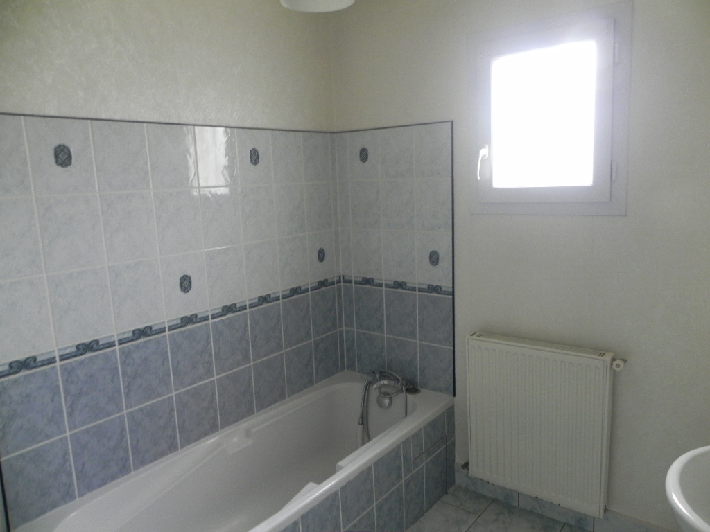 MAISON A IRREVILLE T4 DE 100 M² AVEC JARDIN TERRASSE ET GARAGE