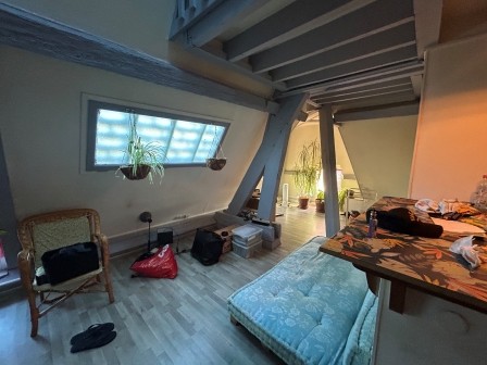 Appartement T2 de 19 m² à Louviers avec place de parking