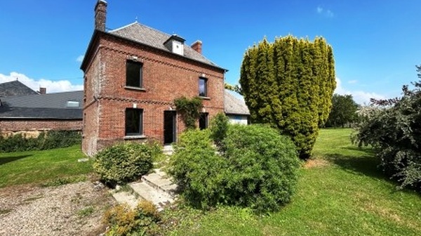  Belle maison T4 à Quatremare (122m²) avec jardin, charretterie et garage