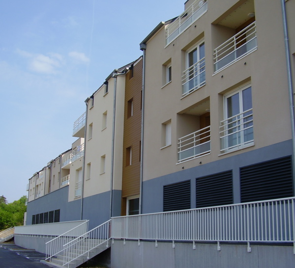 Appartement T1 de 37.41 m² avec terrasse et place de parking en sous sol
